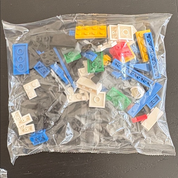 LEGO Speed Champions Ford Mustang GT - Blue and White - Picture 7 of 9